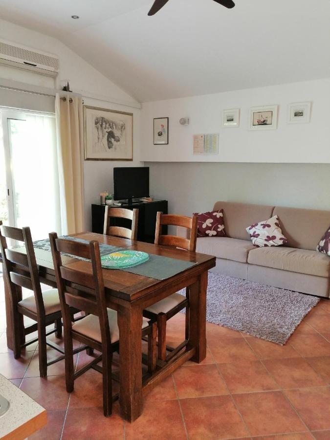 Apartment Džoni Split Buitenkant foto
